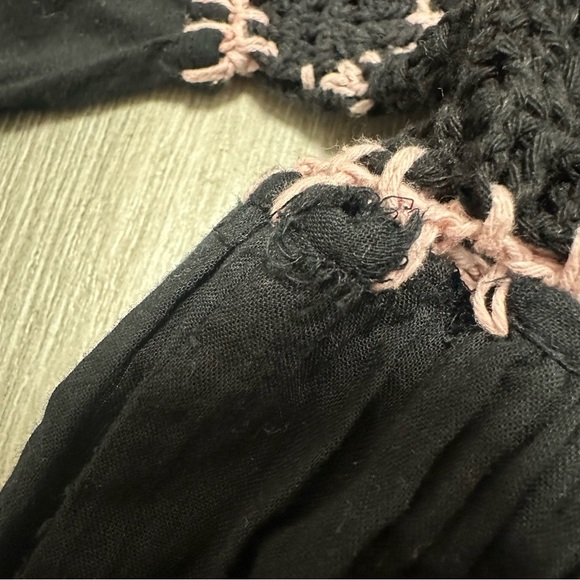 Celia B Crochet SCARLETT Embroidered Mini DRESS Small - Picture 3 of 3